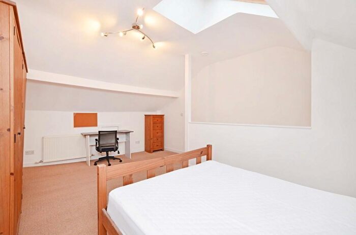 4 Bedroom House To Rent In Sharrow Lane, Sheffield, S11
