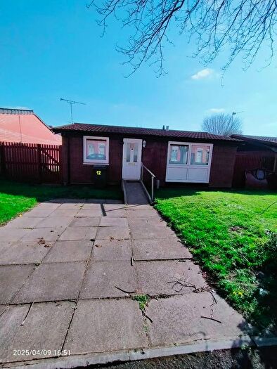 2 Bedroom Bungalow To Rent In Lexham Street, Leicester, LE4