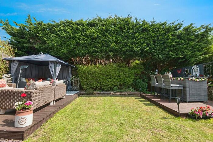 4 Bedroom Semi-Detached House For Sale In Silver Street, Willand, Cullompton, EX15