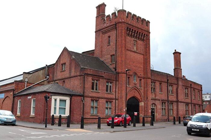 2 Bedroom Flat To Rent In Clough Road, Sheffield, South Yorkshire, S2