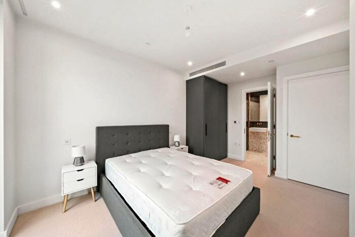 2 Bedroom Flat To Rent In Brill Place, London, NW1