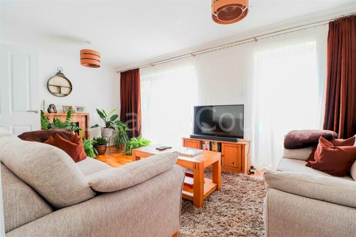 3 Bedroom End Of Terrace House To Rent In Linkside, Bretton, Peterborough, PE3