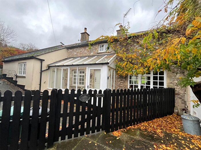 2 Bedroom Semi Detached House To Rent In Bishopswood, Chard, Somerset, TA20