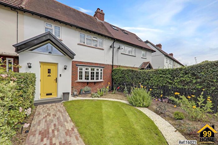 3 Bedroom Terraced House For Sale In George Lane, Hayes, Bromley, BR2