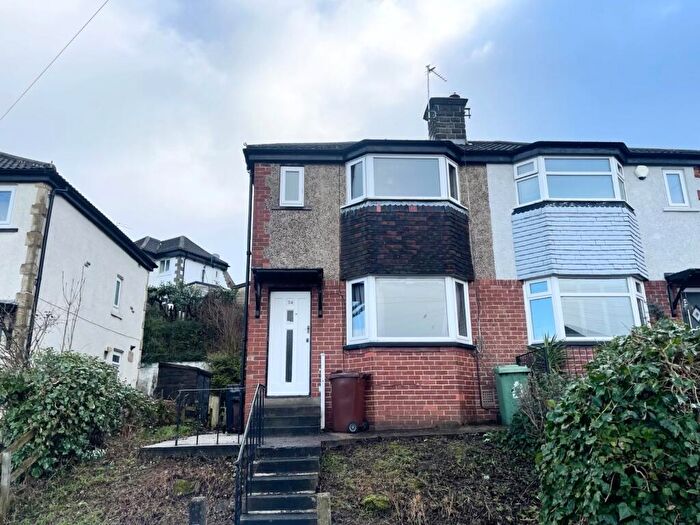 2 Bedroom Semi Detached House To Rent In Hill Court Drive, Leeds, West Yorkshire, LS13