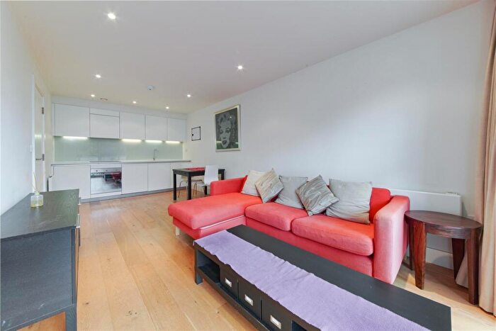 1 Bedroom Flat To Rent In Tiltman Place, Finsbury Park, N7