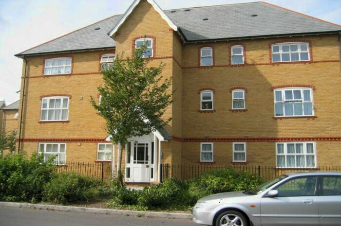 2 Bedroom Flat To Rent In Chamberlayne Avenue, HA9