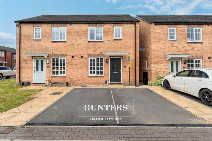 3 Bedroom Semi-Detached House To Rent In Aspen Court, Normanton, WF6