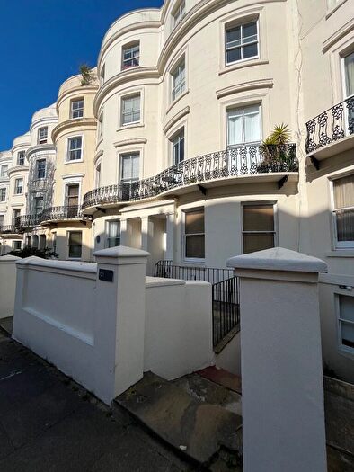 1 Bedroom Flat To Rent In Lansdowne Place, Hove, East Sussex, BN3