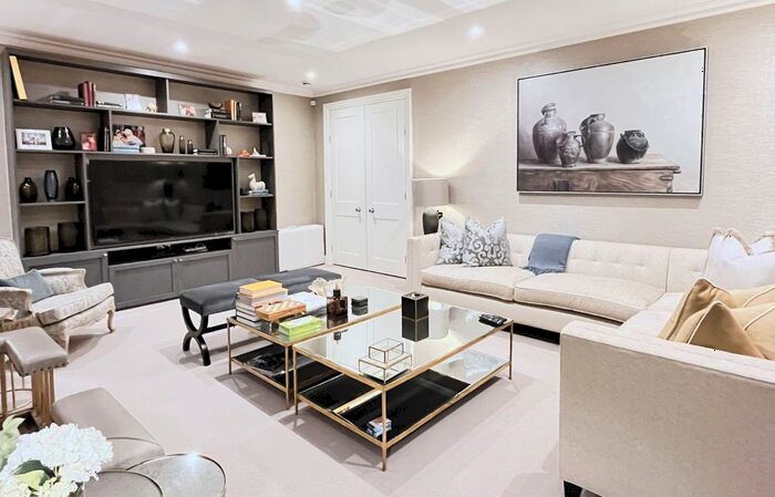 3 Bedroom Terraced House To Rent In Dorset Mews, Belgravia, London, SW1X