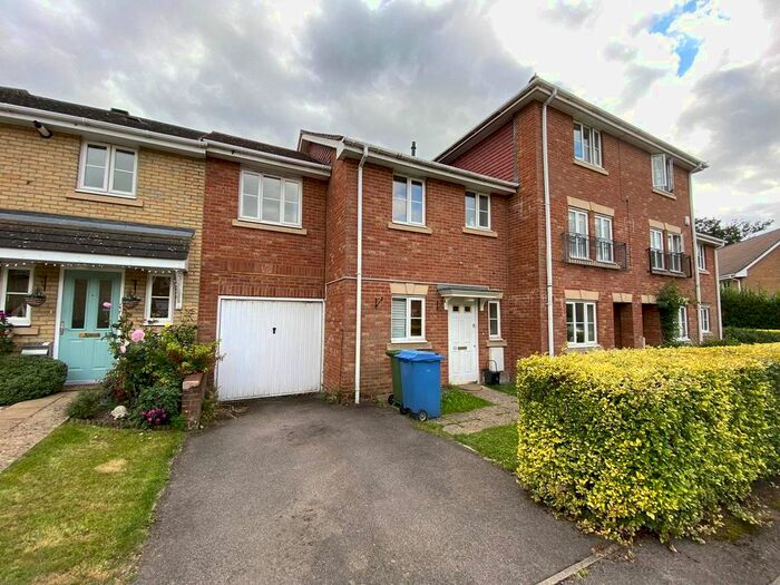 3 Bedroom Terraced House To Rent In Goddard Way, Bracknell, Berkshire, RG42