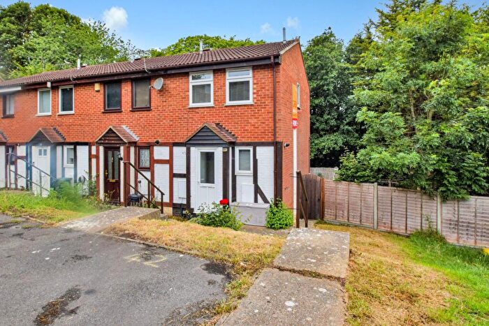 2 Bedroom End Of Terrace House For Sale In Heritage Road, Walderslade, Chatham, ME5