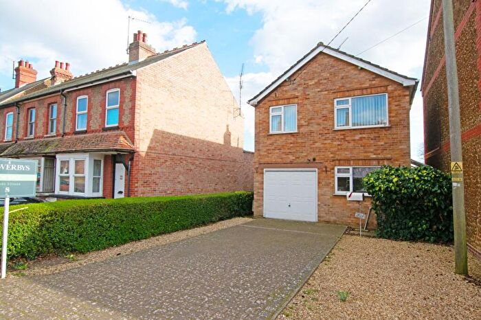 3 Bedroom Detached House For Sale In Thoughtfully Extended Home In Snettisham, PE31