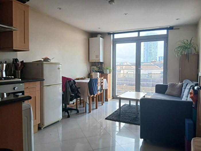 1 Bedroom Flat To Rent In Wilshaw Street, SE14