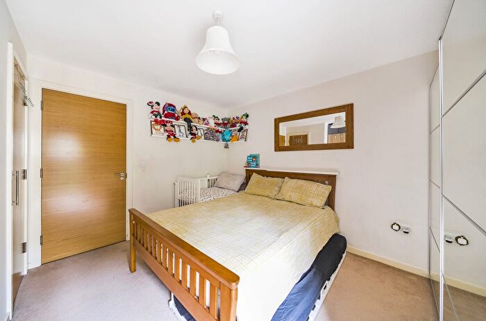 1 Bedroom Flat For Sale In Brindley Court, Letchworth Road, Stanmore, HA7