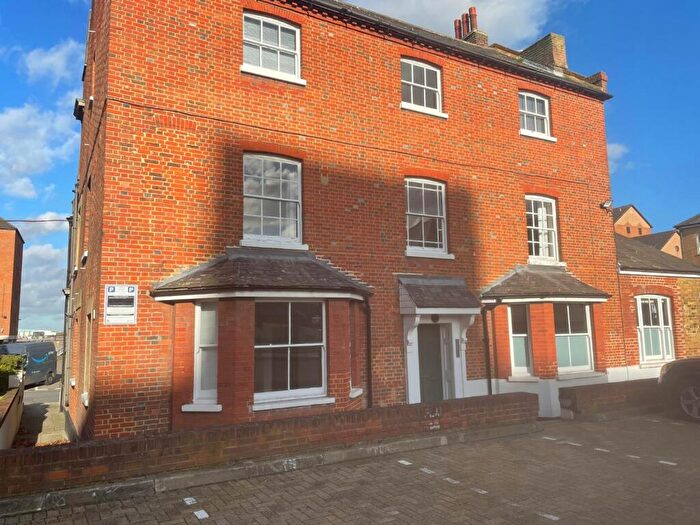 2 Bedroom Flat For Sale In Hazards House, West Street, Gravesend, Kent, DA11