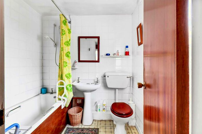3 Bedroom Bungalow For Sale In North Street, Dolton, Winkleigh, EX19