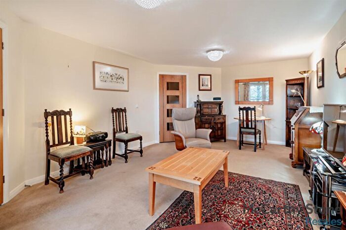 1 Bedroom Apartment For Sale In Wainwright Court, Webb View, Kendal, LA9