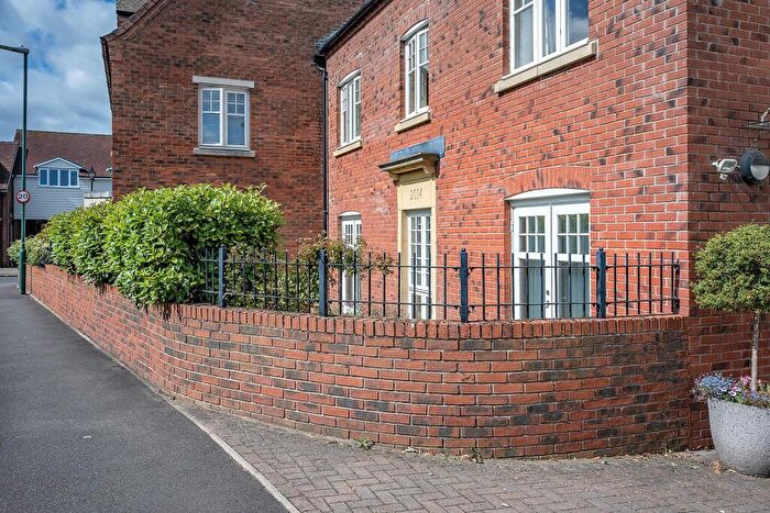 2 Bedroom Apartment For Sale In Arden Grange, High Street, Knowle, B93