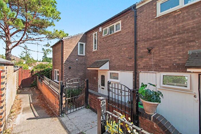 3 Bedroom Semi-Detached House For Sale In Bangor Walk, Nottingham, NG3