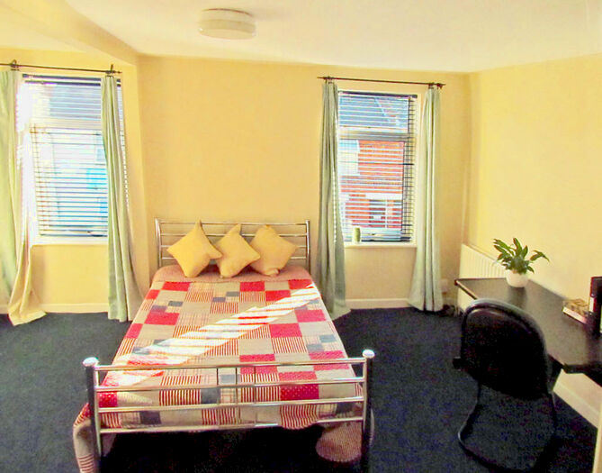 5 Bedroom Semi-Detached House To Rent In Amity Road, Reading, Berkshire, RG1