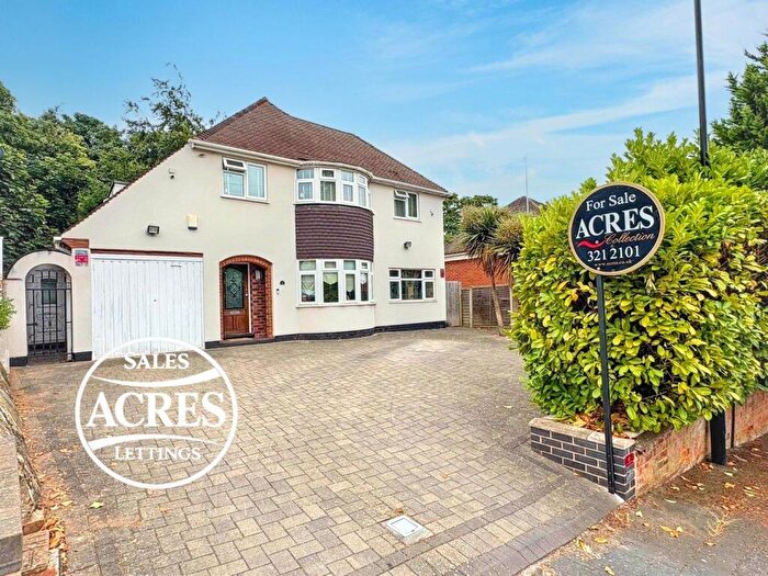 3 Bedroom House For Sale In Fernwood Road, Sutton Coldfield, B73