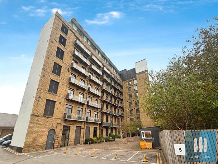 1 Bedroom Apartment To Rent In Millroyd Mill, Huddersfield Road, Brighouse, West Yorkshire, HD6