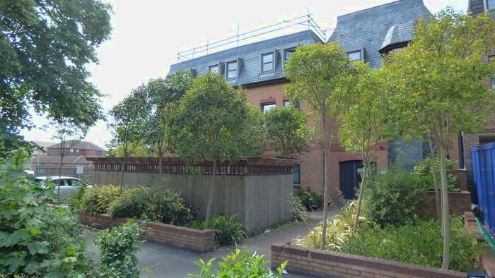 1 Bedroom Flat To Rent In The Grove, Slough, SL1