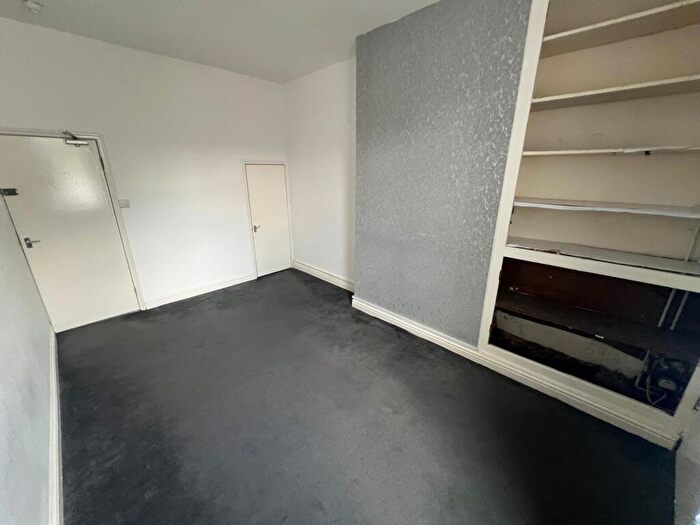 1 Bedroom Flat To Rent In Commercial Road, Grantham, NG31