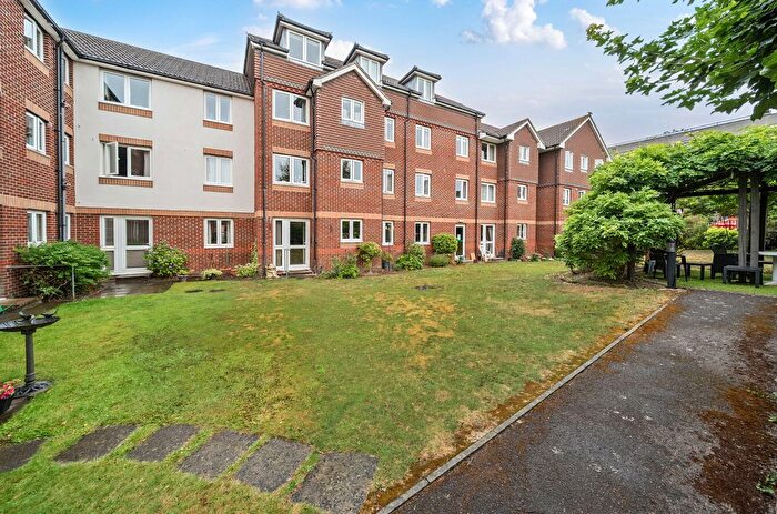 1 Bedroom Flat For Sale In Westbury Road, Fareham, Hampshire, PO16
