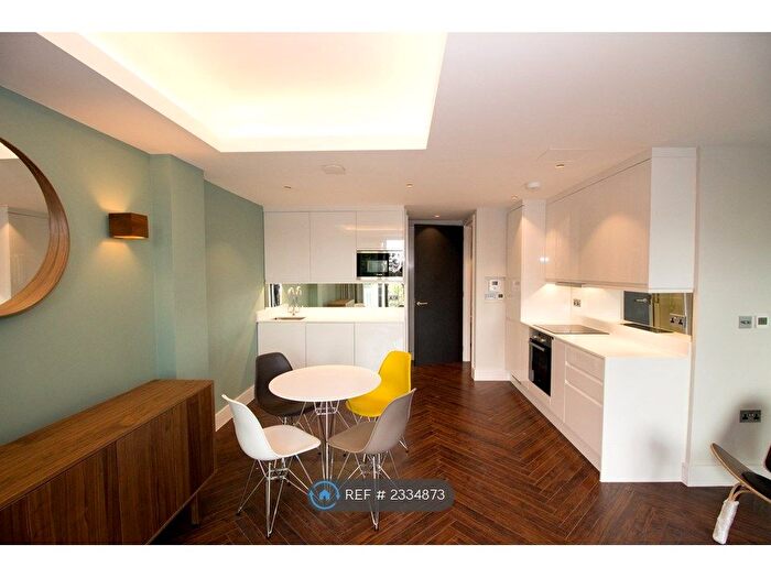 2 Bedroom Flat To Rent In Penrose Street, London, SE17