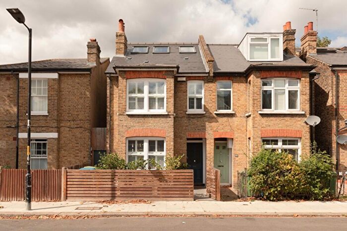 5 Bedroom Semi-Detached House For Sale In Surrey Road, Nunhead, SE15