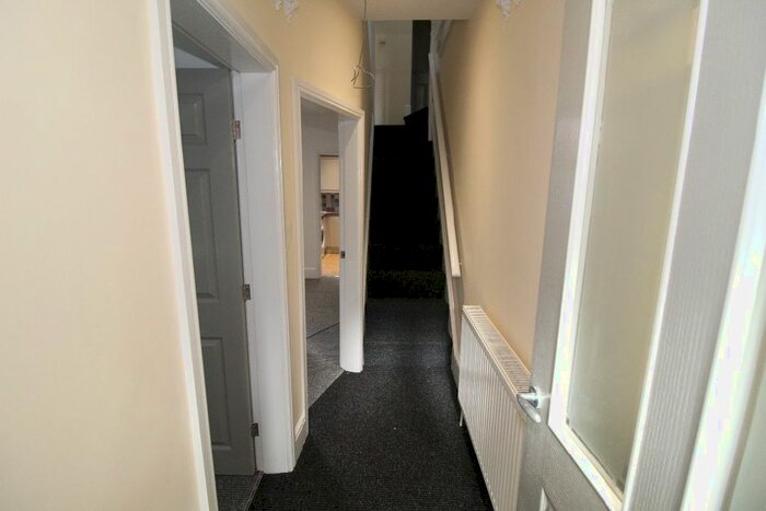 3 Bedroom Terraced House To Rent In Holstein Street, Preston, Lancashire, PR1