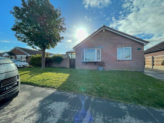 3 Bedroom Detached Bungalow To Rent In Hoddesdon Crescent, Dunscroft, Doncaster, DN7