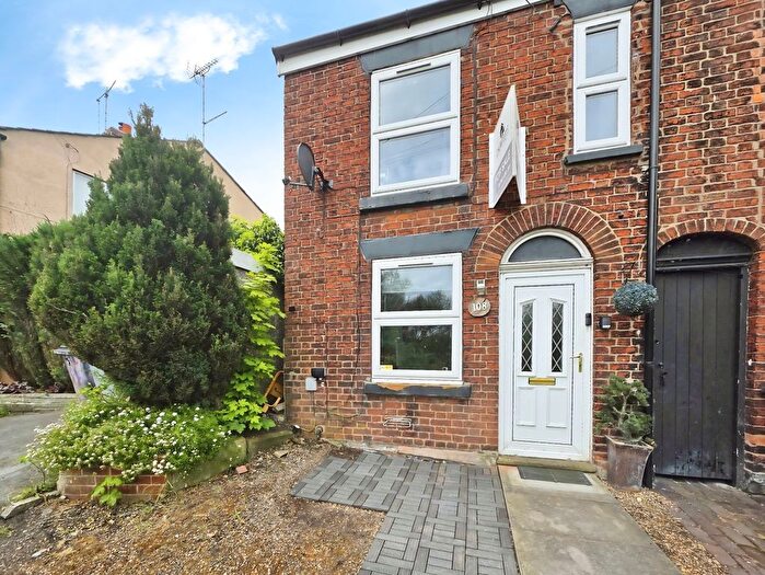 2 Bedroom Semi-Detached House For Sale In Broadhurst Lane, Congleton, CW12