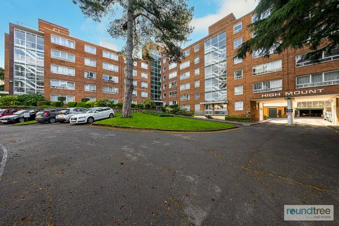 3 Bedroom Flat To Rent In High Mount, Station Road, Hendon, NW4