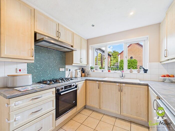 5 Bedroom Detached House For Sale In Bramley Green Road, Bramley, Tadley, Hampshire, RG26