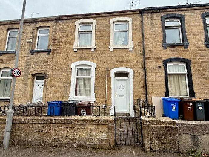 3 Bedroom Terraced House To Rent In Green Road, Colne, Lancashire, BB8