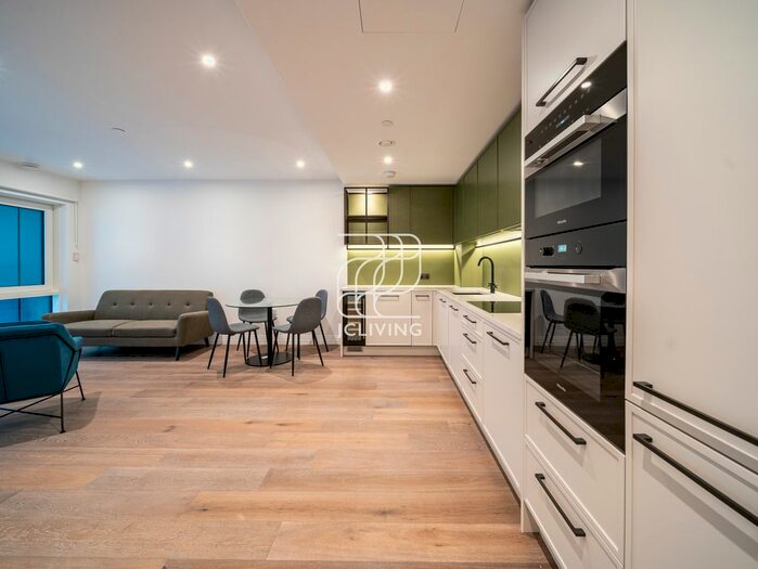 2 Bedroom Flat To Rent In Park Street, London, SW6