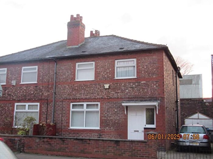 3 Bedroom Semi Detached House For Sale In Burleigh Road, Stretford, M32