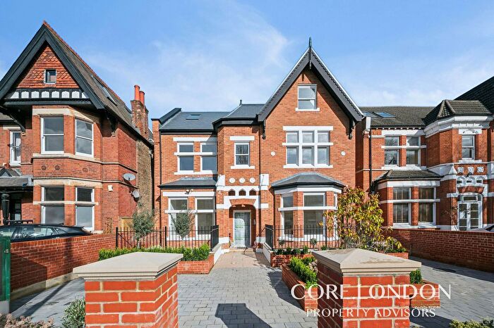 1 Bedroom Flat For Sale In Gordon Road, Ealing, W5