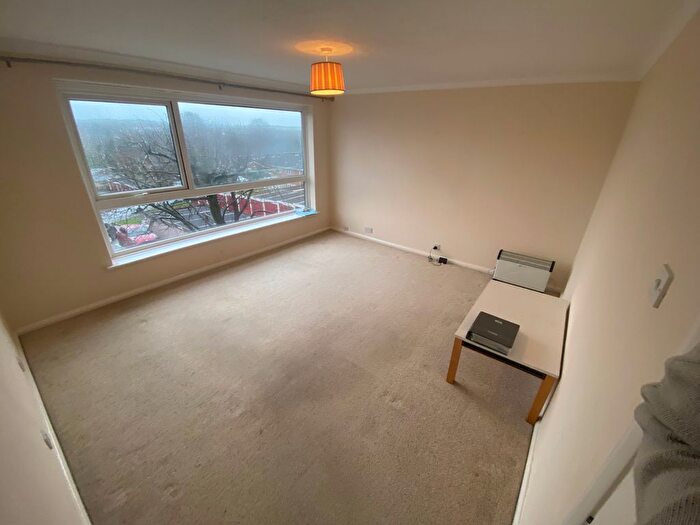 1 Bedroom Flat To Rent In High Meadows, Wolverhampton, WV6