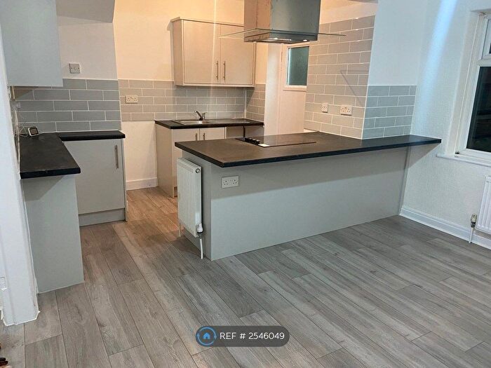 3 Bedroom Semi-Detached House To Rent In Castlewood Road, Salford, M7