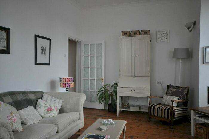 1 Bedroom Flat To Rent In Havant Road, Emsworth, PO10