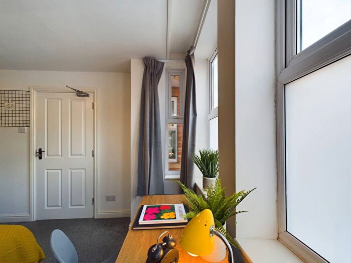 4 Bedroom Flat To Rent In West Parade, Lincoln, LN1