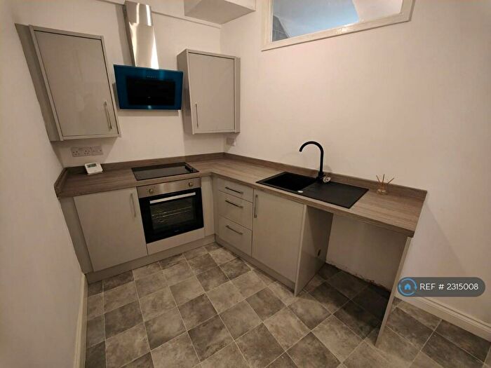 2 Bedroom Flat To Rent In Laygate, South Shields, NE33