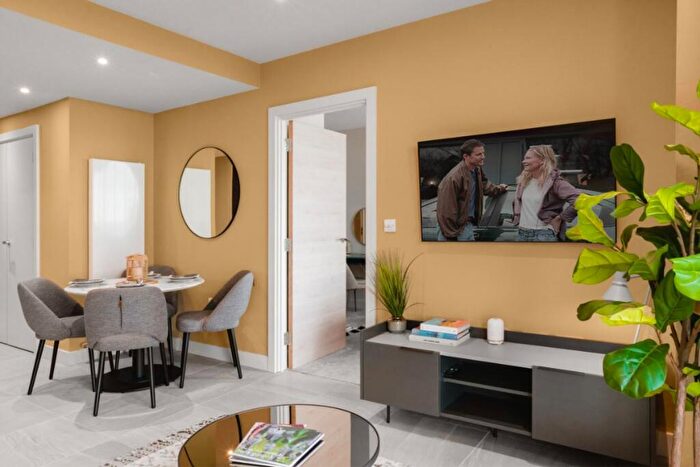 1 Bedroom Apartment To Rent In The Lexington, William Jessop Way, L3