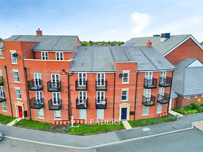 2 Bedroom Flat For Sale In Summerlin Drive, Woburn Sands, Milton Keynes, MK17