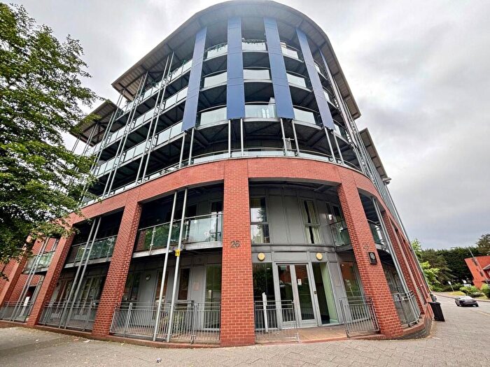 2 Bedroom Apartment For Sale In Wheeleys Lane, Birmingham, B15