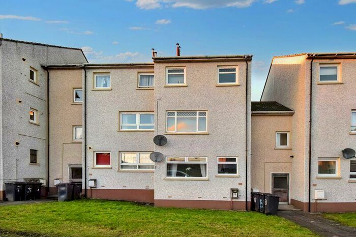 1 Bedroom Flat To Rent In South Barrwood Road, Kilsyth, G65